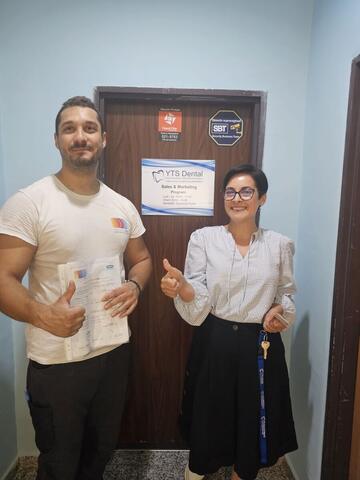 Operator Compania DDD și un reprezentant al clientului, cu procesul-verbal semnat la finalul lucrării