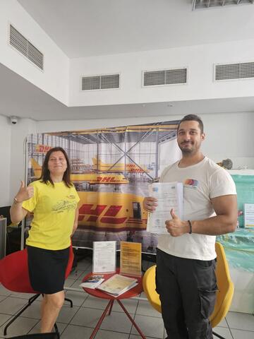 Operator Compania DDD și un reprezentant al clientului, cu procesul-verbal semnat la finalul lucrării