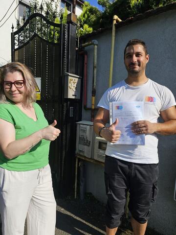 Client persoană fizică și operator Compania DDD, cu procesul-verbal semnat la finalul intervenției